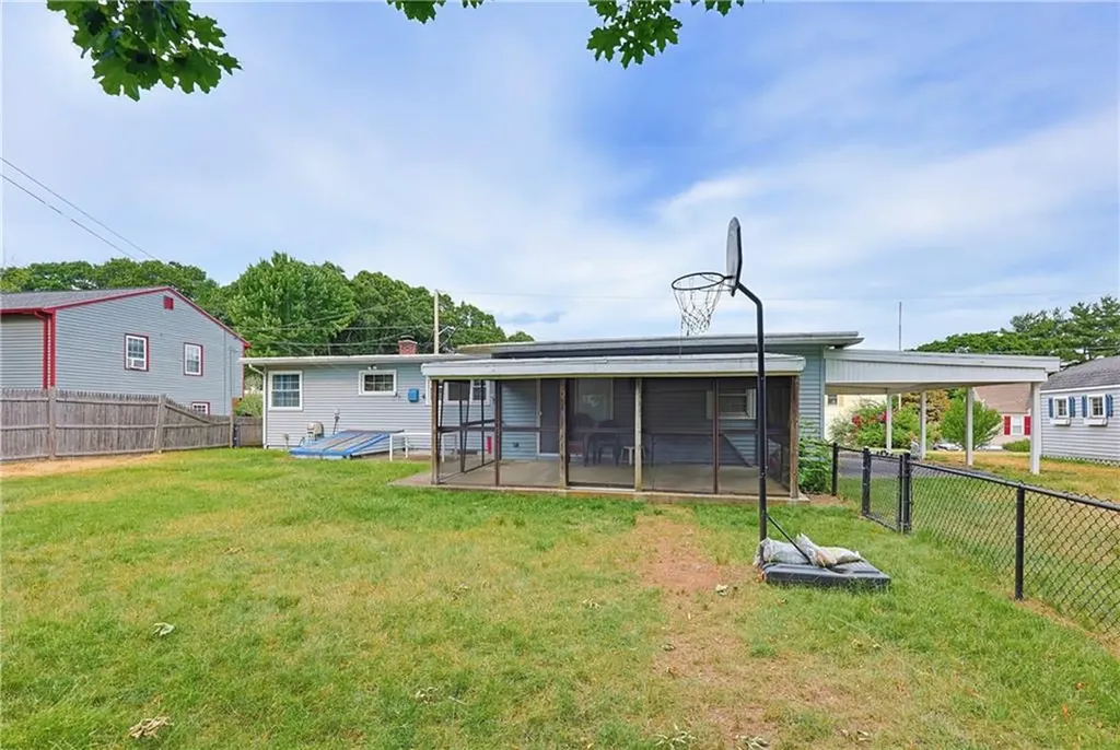 102 Grace Avenue Woonsocket RI 02895