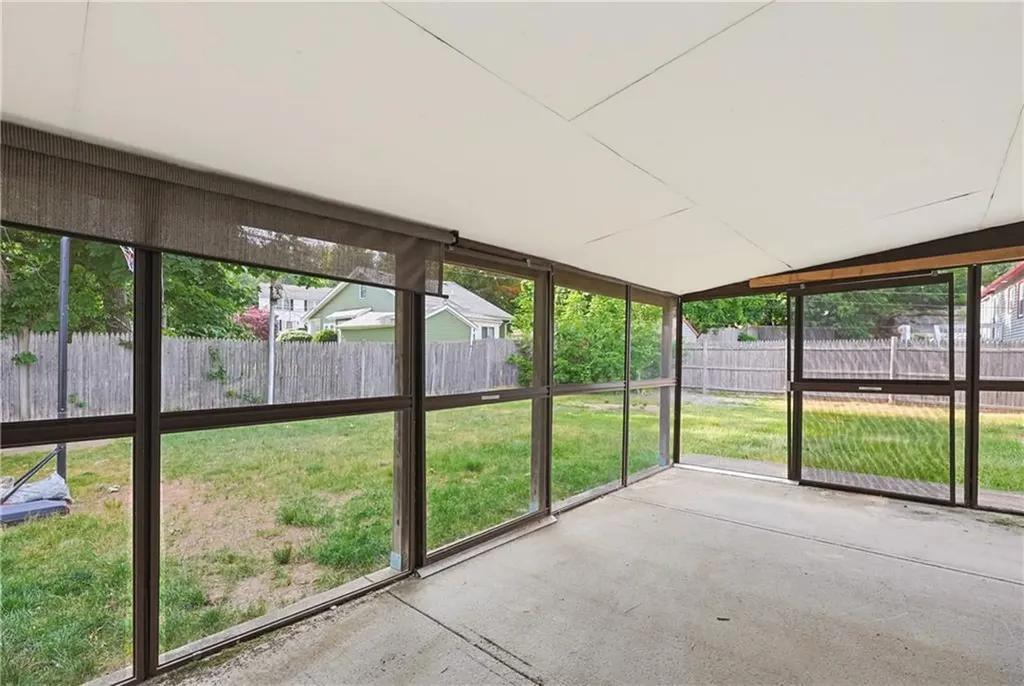 102 Grace Avenue Woonsocket RI 02895