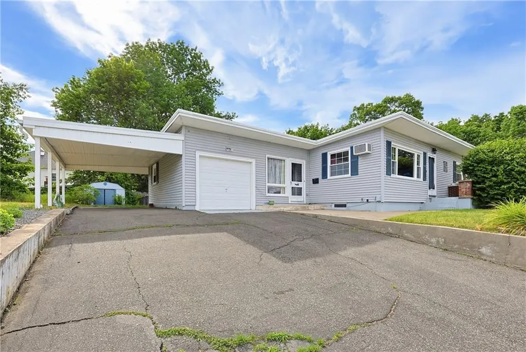 102 Grace Avenue Woonsocket RI 02895