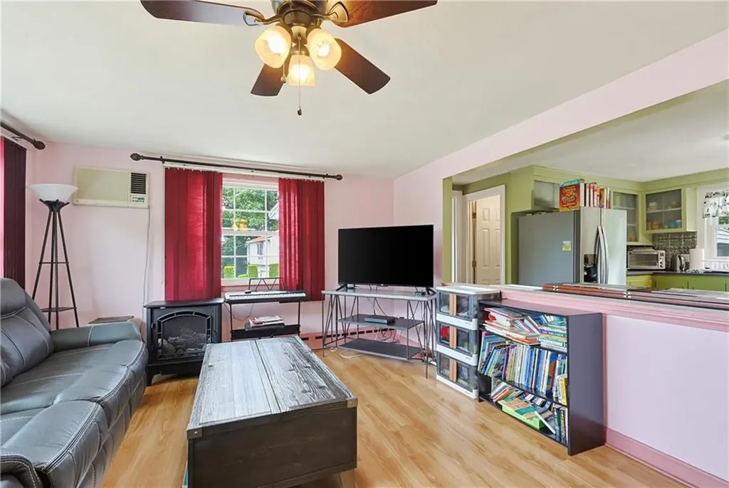 102 Grace Avenue Woonsocket RI 02895