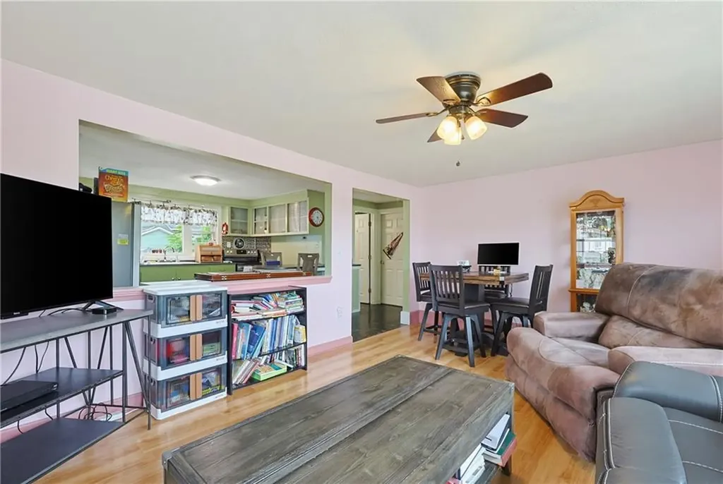 102 Grace Avenue Woonsocket RI 02895