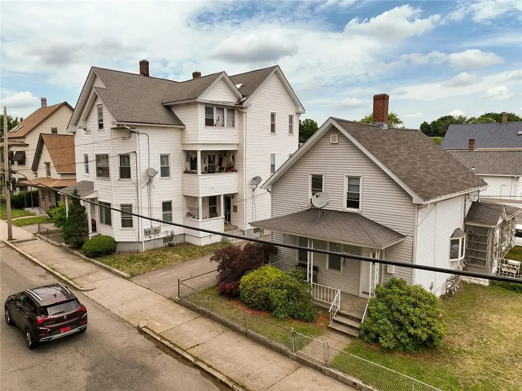 65 Bellingham Street Woonsocket RI 02895