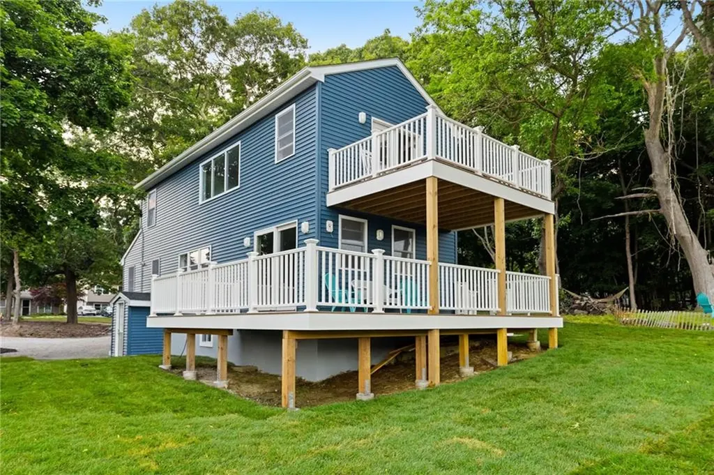 18 Pevear Avenue Warwick RI 02886