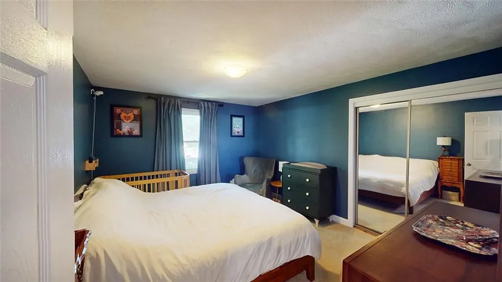 38 Vanstone Avenue Warwick RI 02889