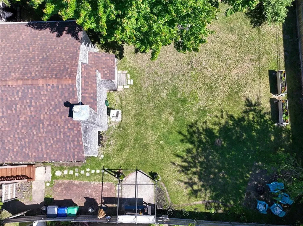 38 Vanstone Avenue Warwick RI 02889