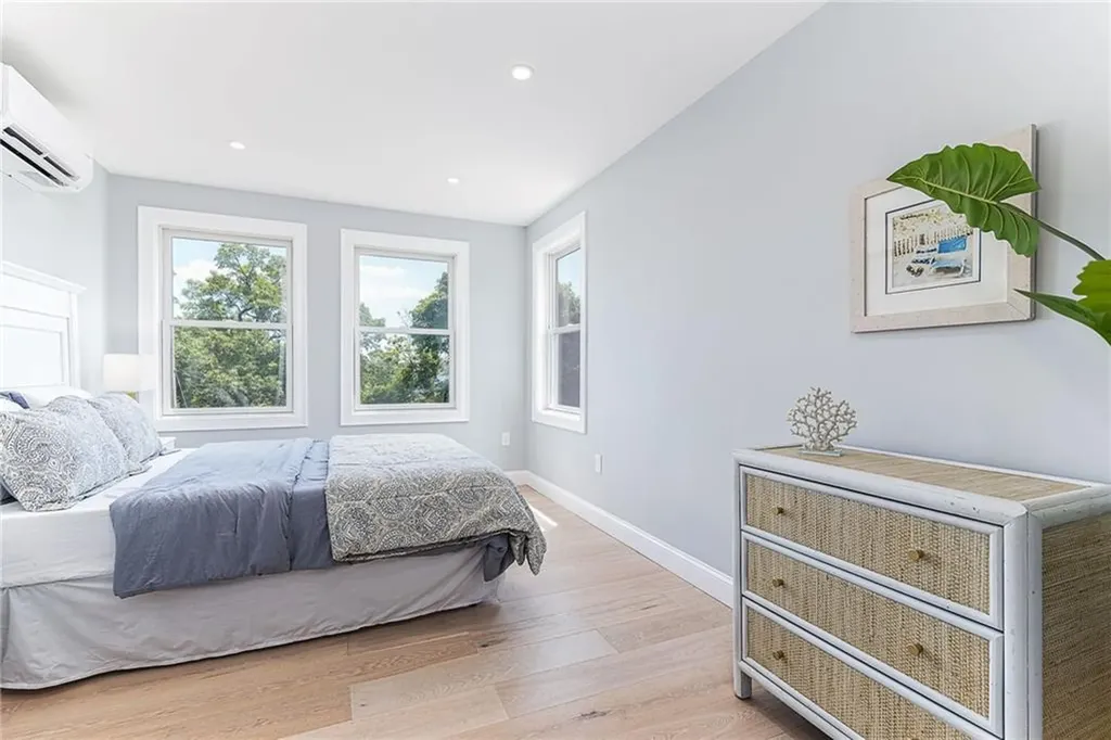 62 John Wickes Avenue Warwick RI 02818