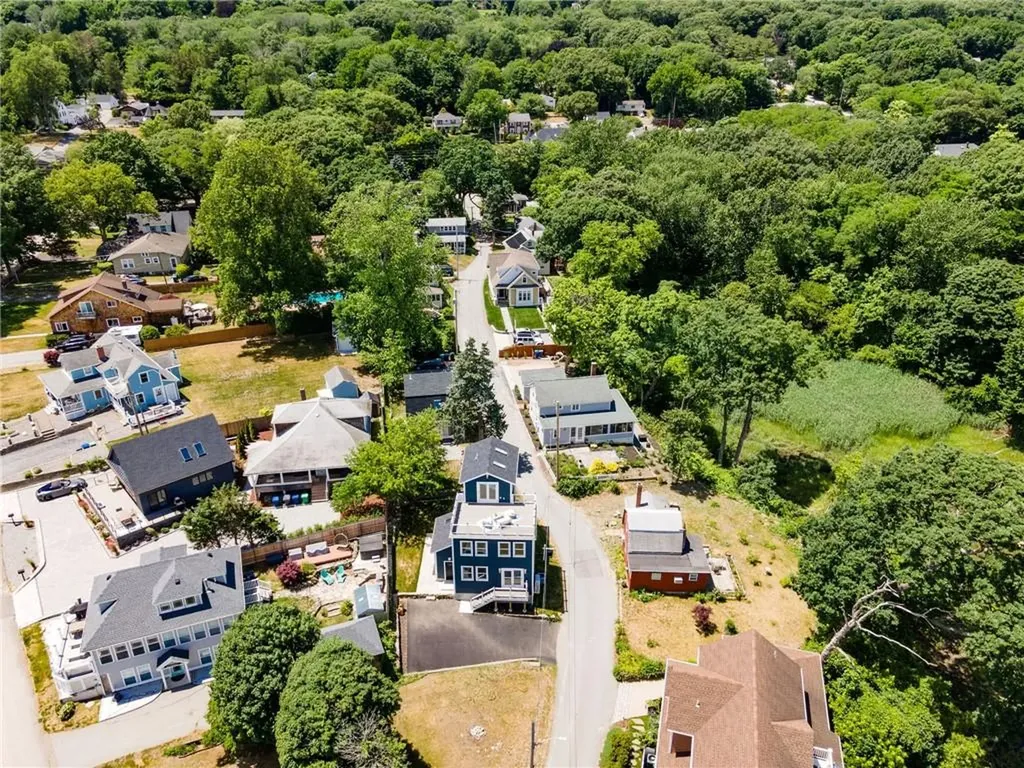 62 John Wickes Avenue Warwick RI 02818