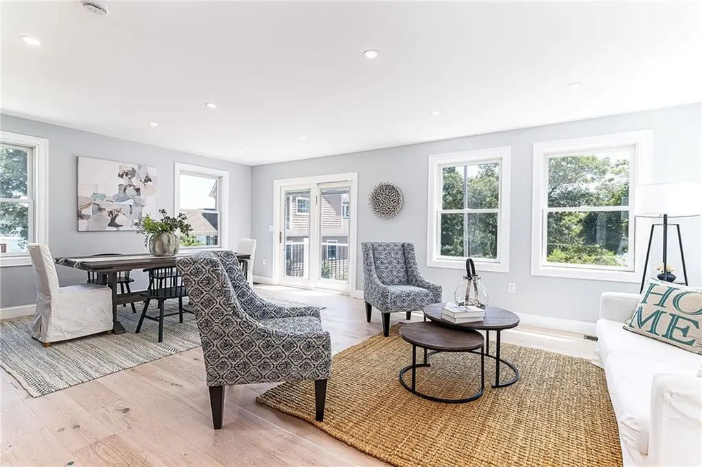 62 John Wickes Avenue Warwick RI 02818