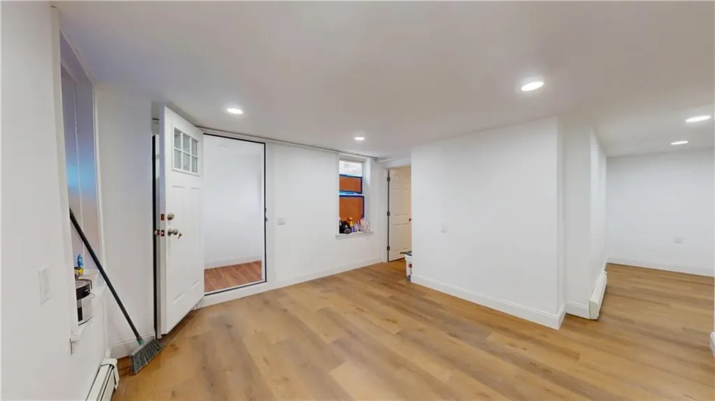 372 Hawkins Street Providence RI 02904