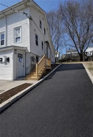 372 Hawkins Street Providence RI 02904