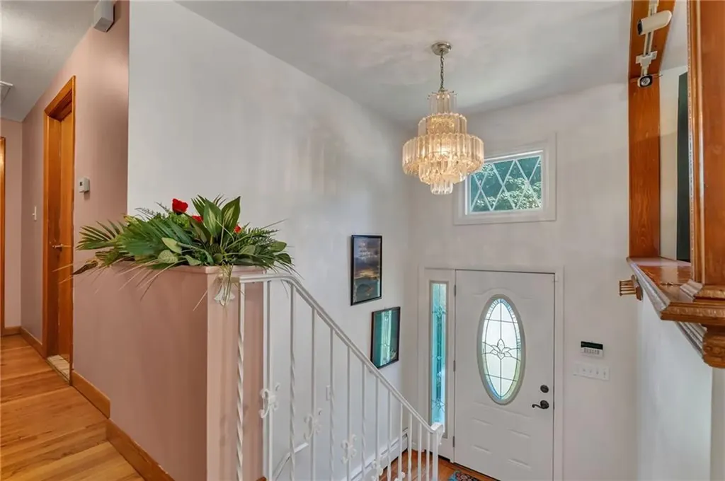 83 Valente Drive Cranston RI 02920