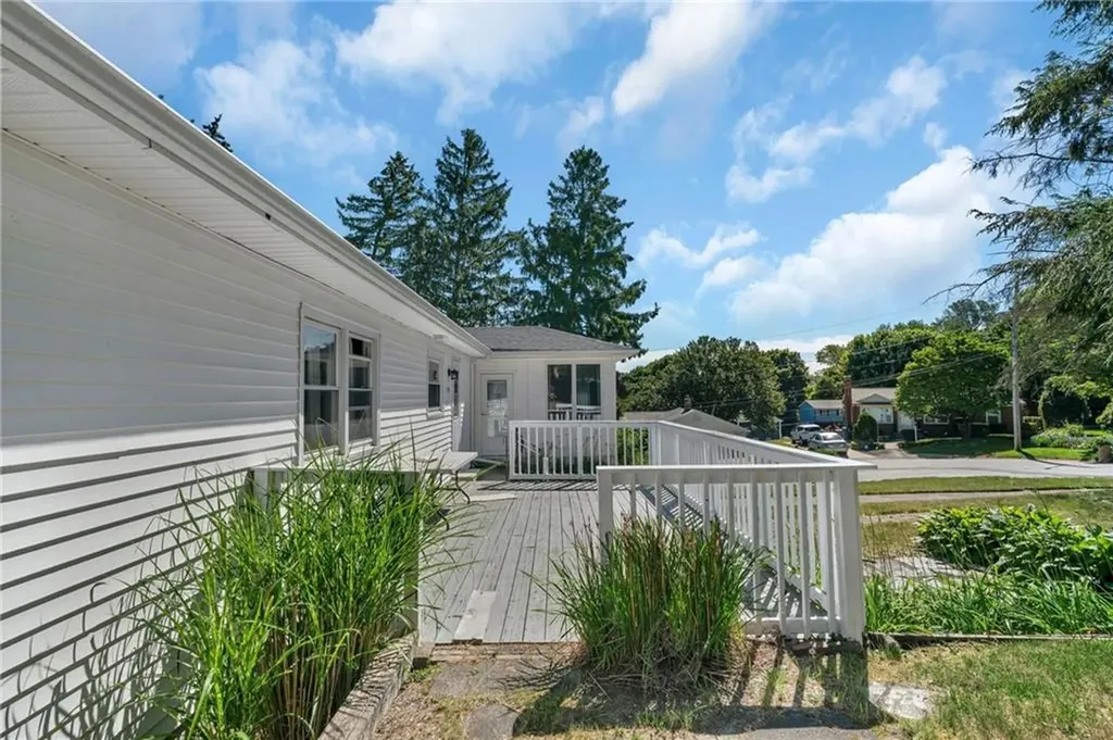 83 Valente Drive Cranston RI 02920