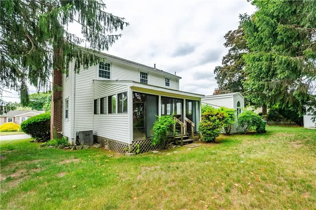 69 Douglas Road Warwick RI 02886