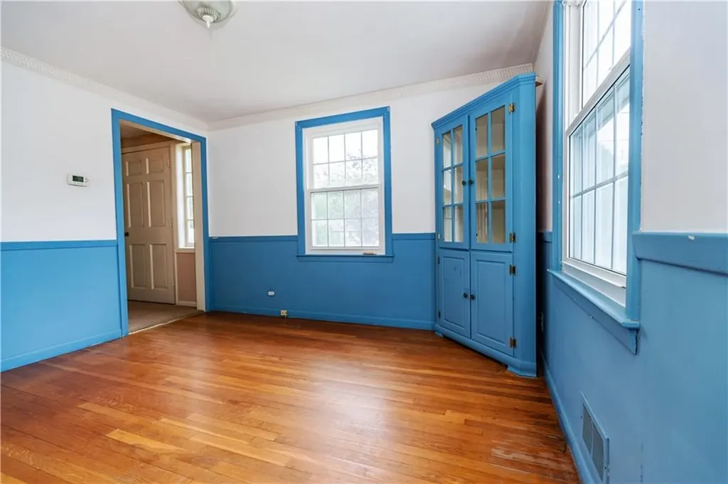 69 Douglas Road Warwick RI 02886
