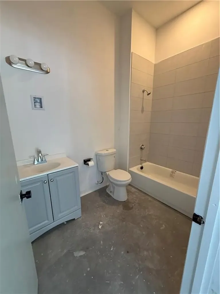 536 Smith Street Providence RI 02908