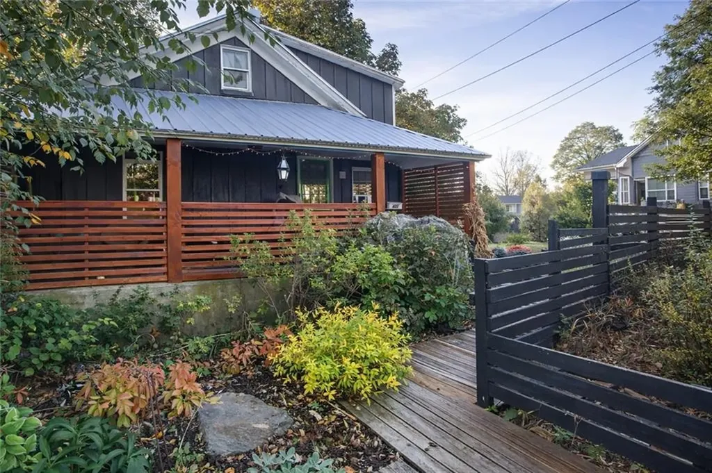 421 Pequot Avenue Warwick RI 02889