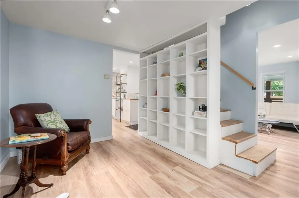 421 Pequot Avenue Warwick RI 02889