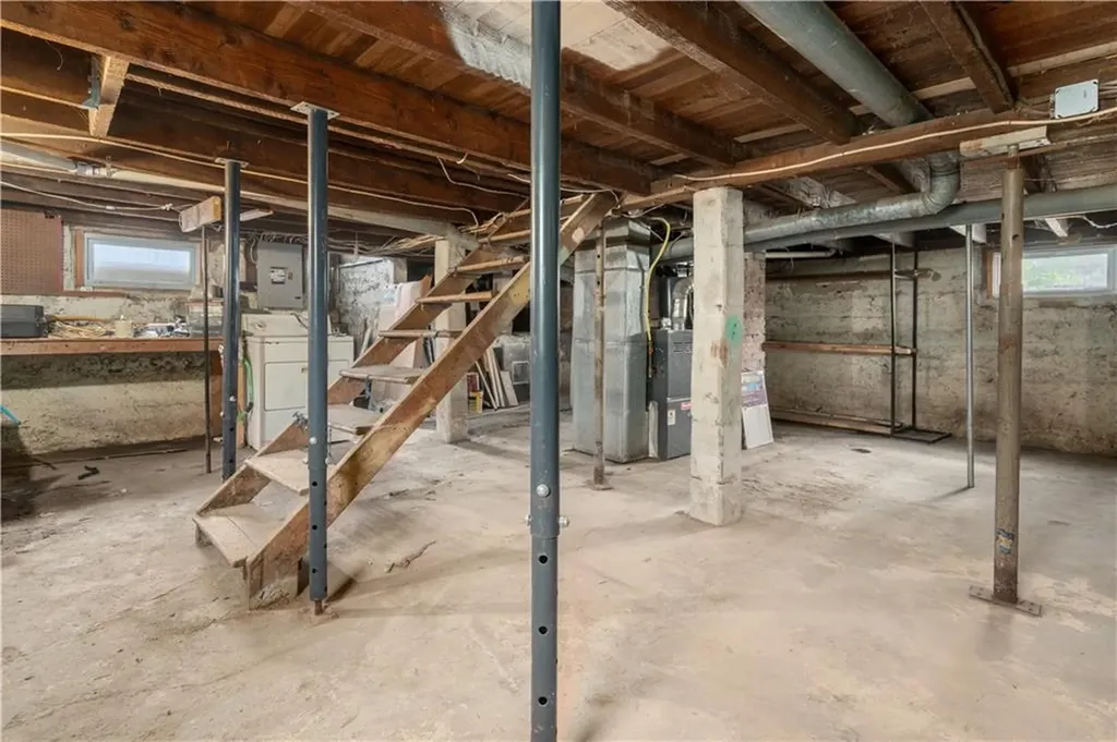421 Pequot Avenue Warwick RI 02889