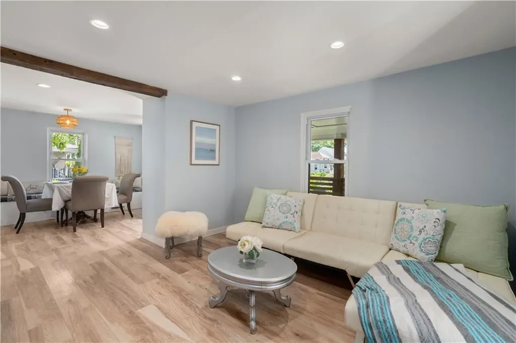 421 Pequot Avenue Warwick RI 02889