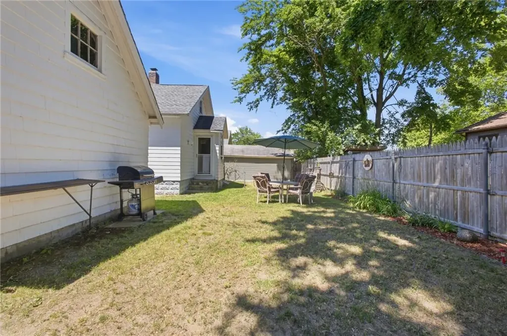 55 Edison Street Warwick RI 02889