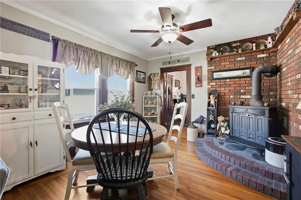 55 Edison Street Warwick RI 02889