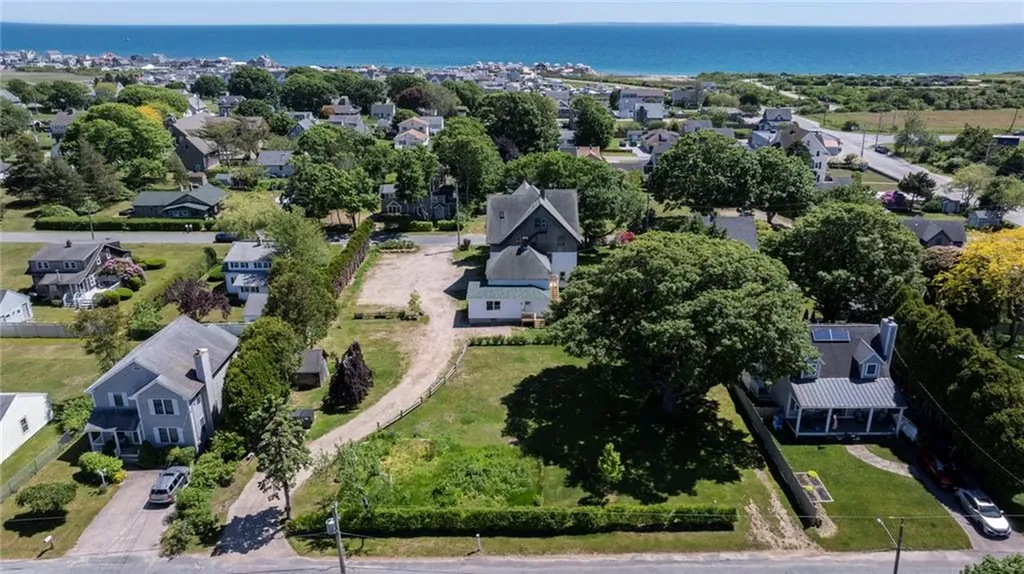 28 Park Avenue South Kingstown RI 02879