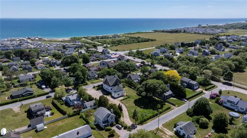 28 Park Avenue South Kingstown RI 02879