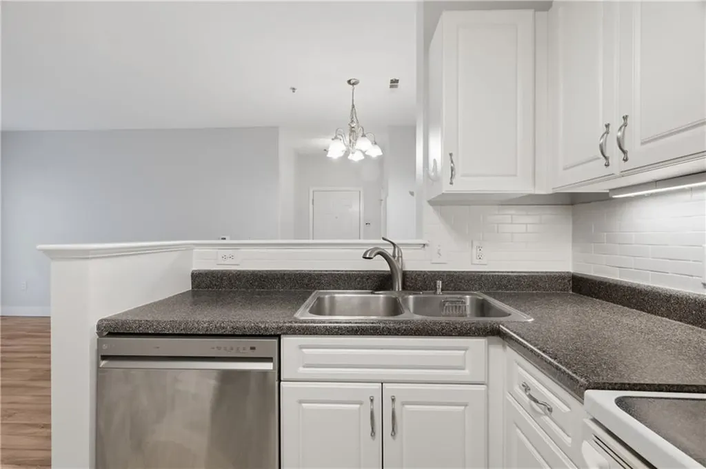 84 Mill Street Woonsocket RI 02895
