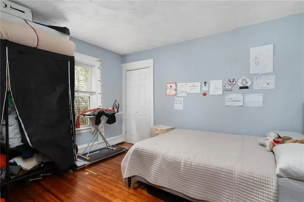 21 Waverly Street Providence RI 02907