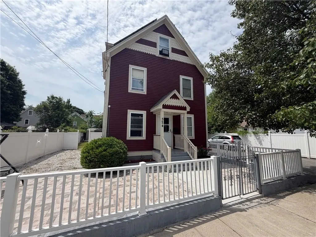 324 Dudley Street Providence RI 02907