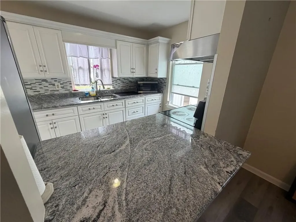 324 Dudley Street Providence RI 02907