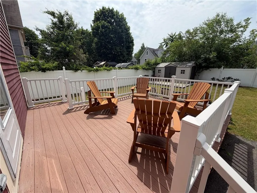 324 Dudley Street Providence RI 02907