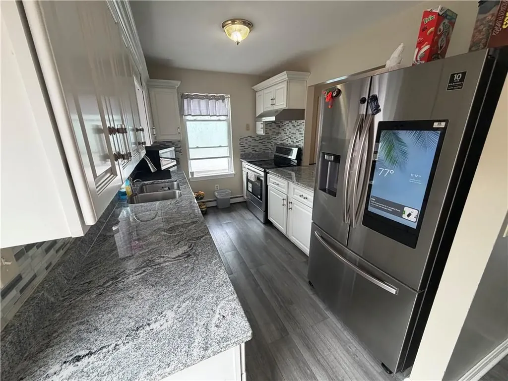 324 Dudley Street Providence RI 02907