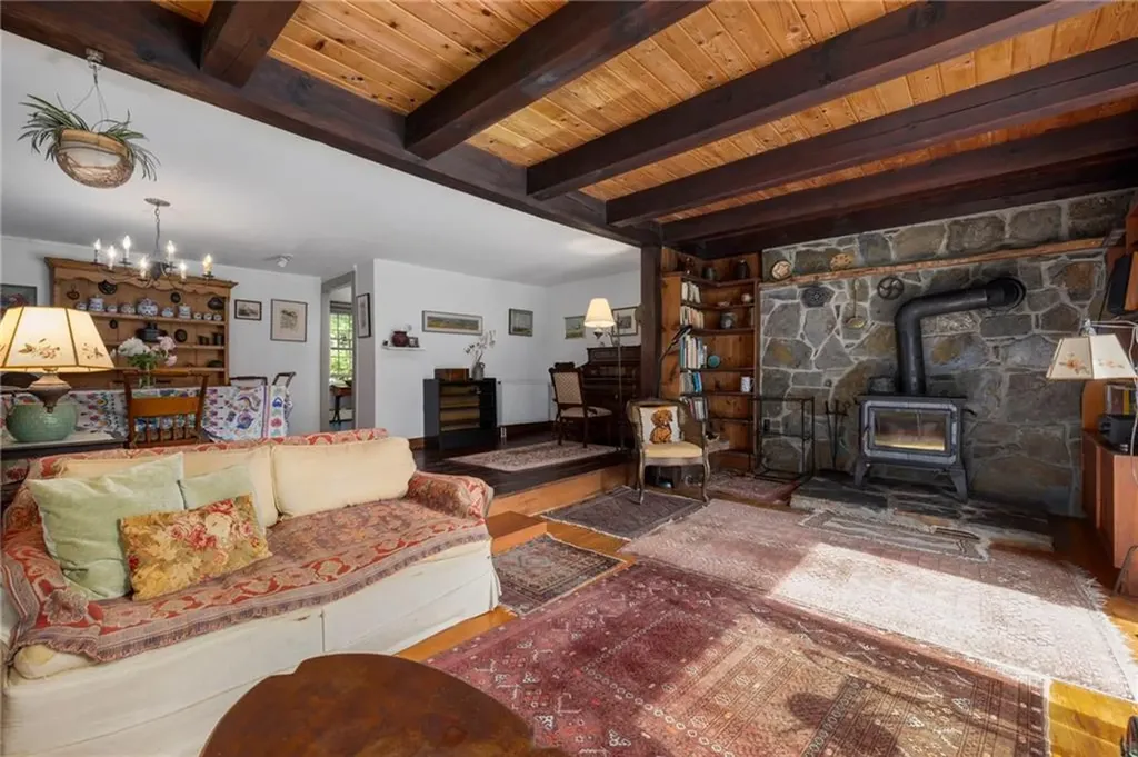 856 North Main Road Jamestown RI 02835
