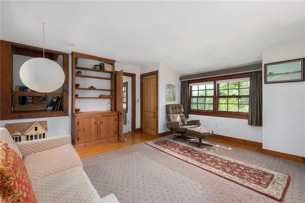 856 North Main Road Jamestown RI 02835