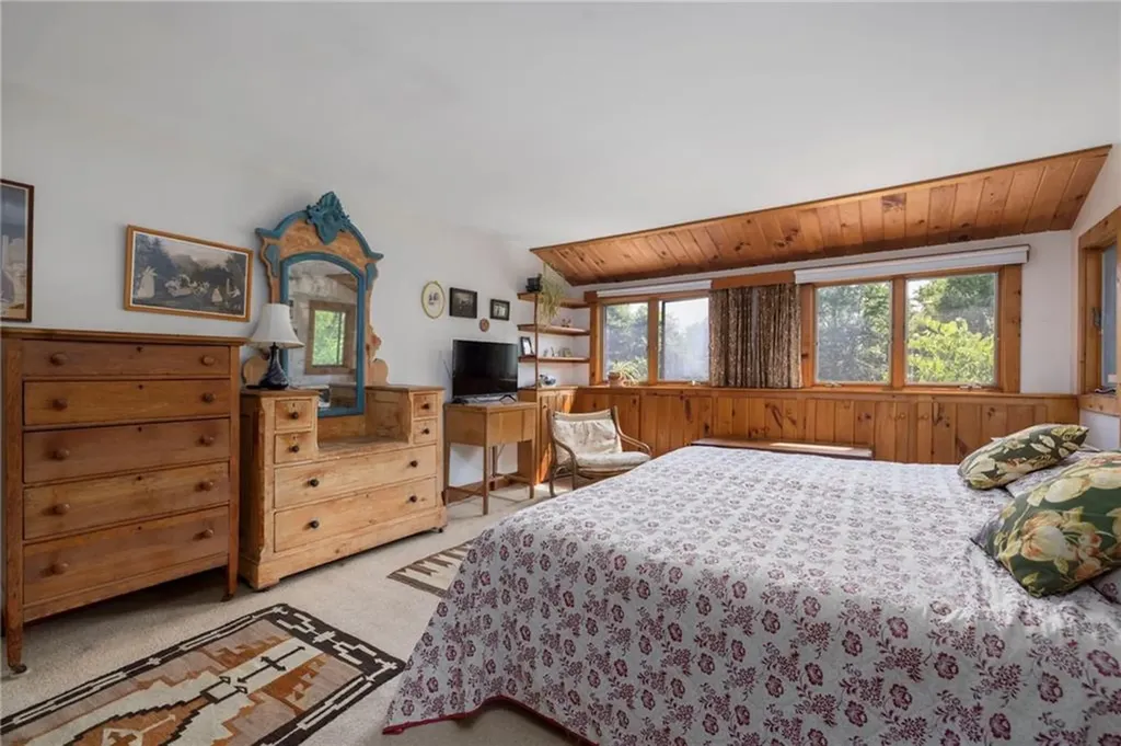 856 North Main Road Jamestown RI 02835
