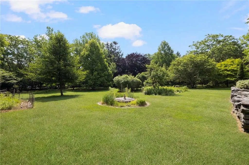 856 North Main Road Jamestown RI 02835