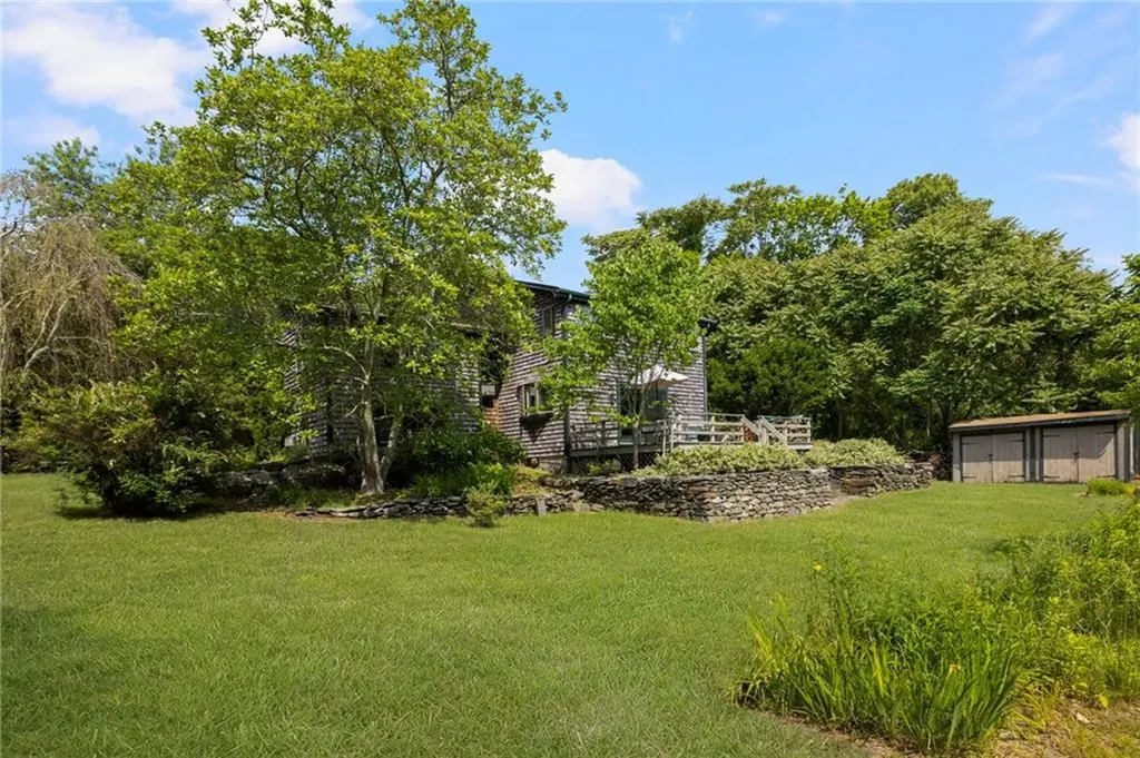 856 North Main Road Jamestown RI 02835