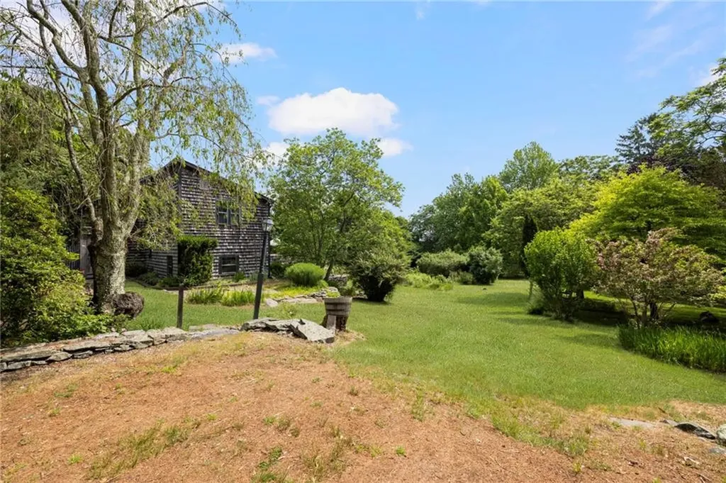 856 North Main Road Jamestown RI 02835