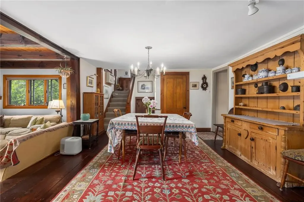 856 North Main Road Jamestown RI 02835