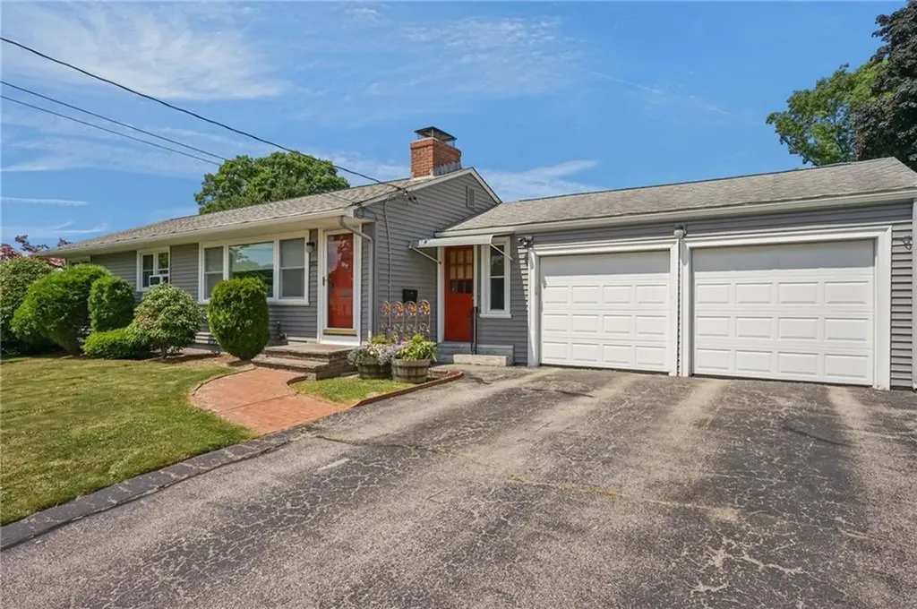 203 Garden Hills Drive Cranston RI 02920