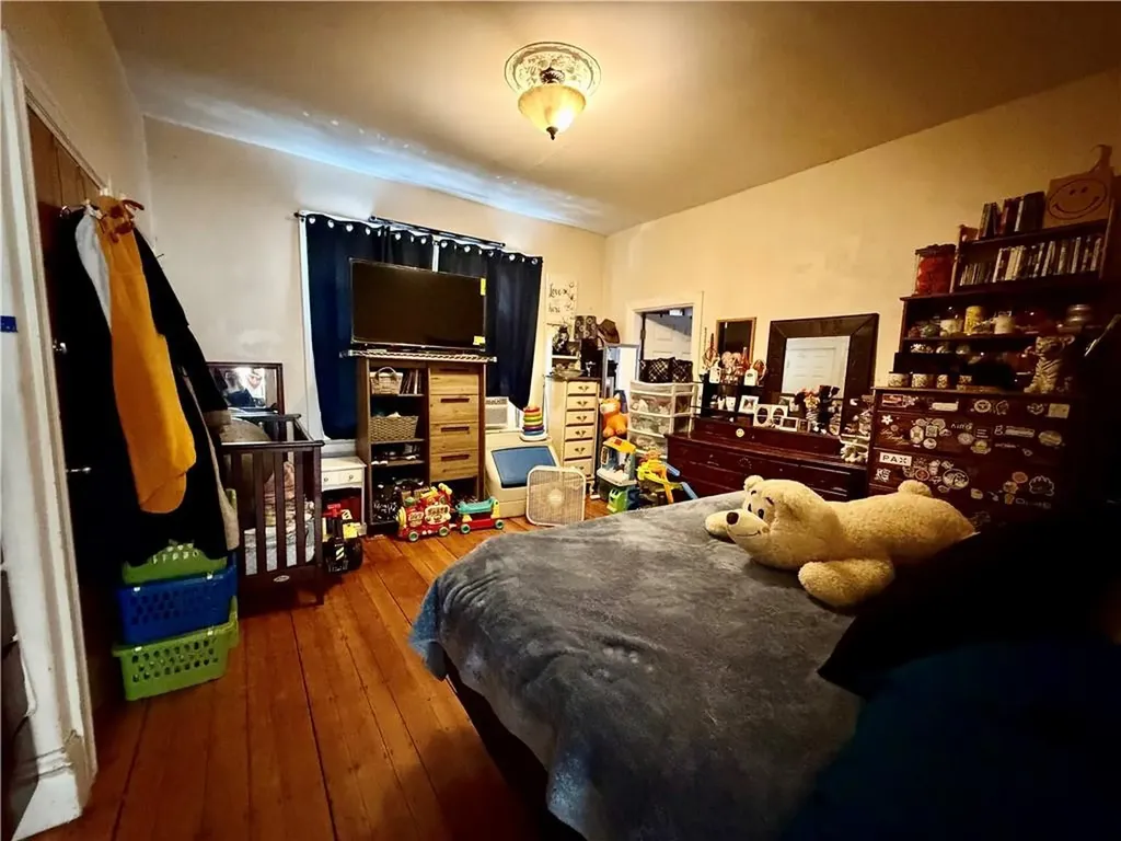 108 East Street Woonsocket RI 02895