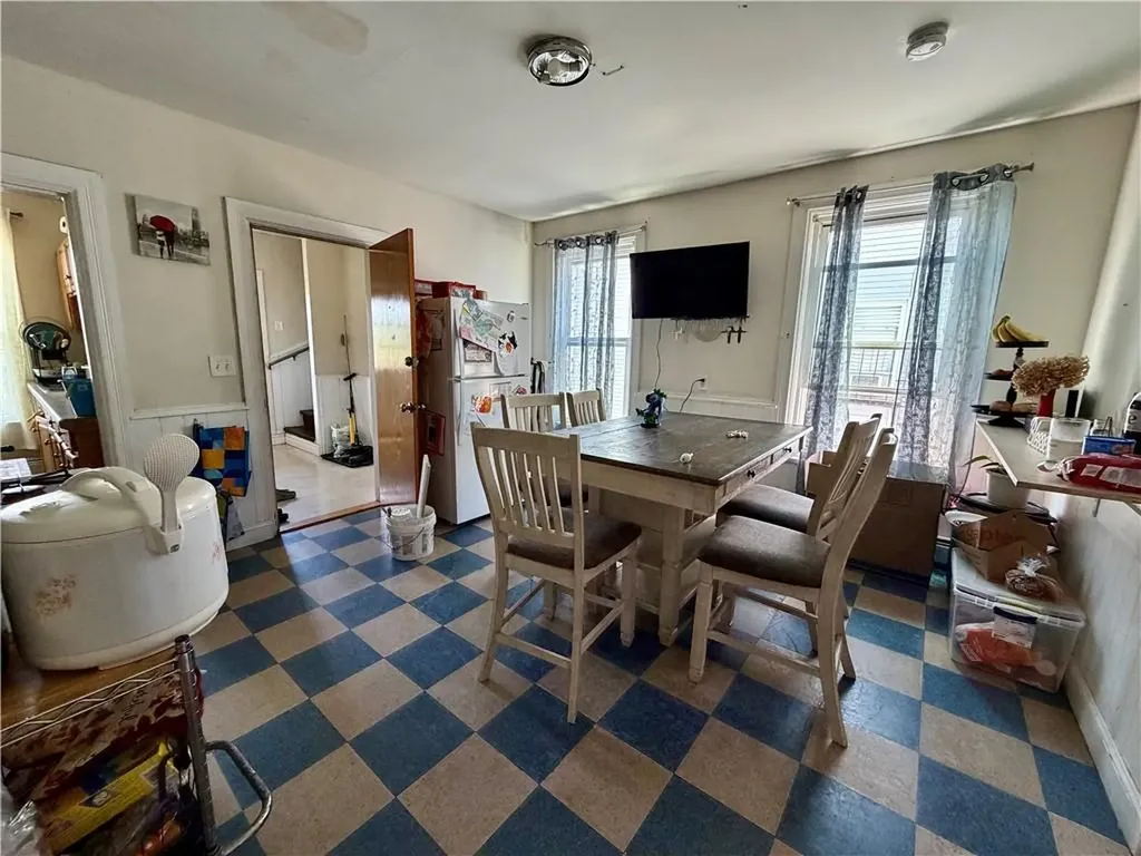 108 East Street Woonsocket RI 02895