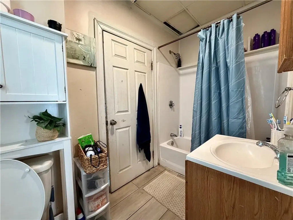 108 East Street Woonsocket RI 02895