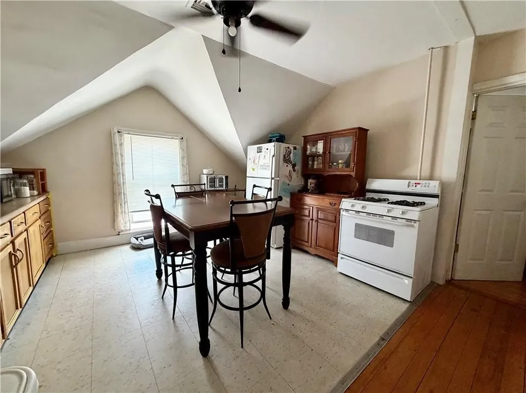 108 East Street Woonsocket RI 02895