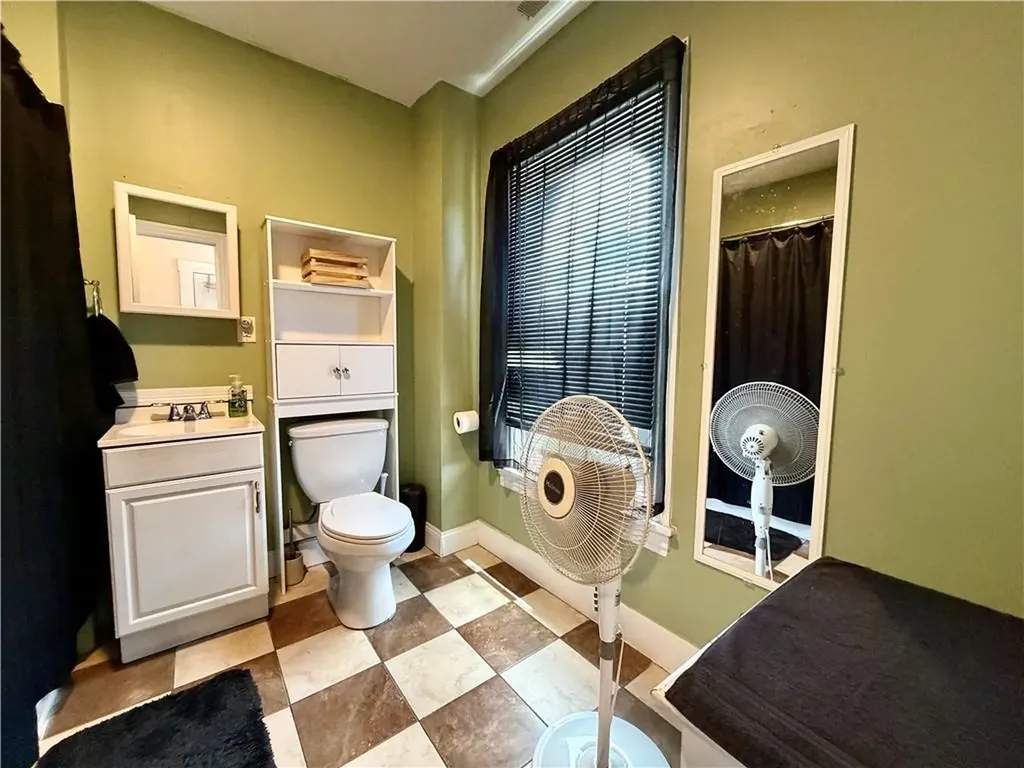 108 East Street Woonsocket RI 02895