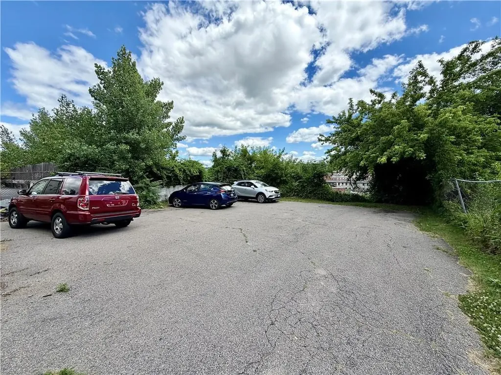 108 East Street Woonsocket RI 02895