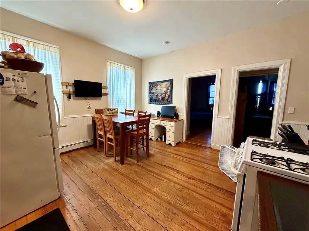 108 East Street Woonsocket RI 02895