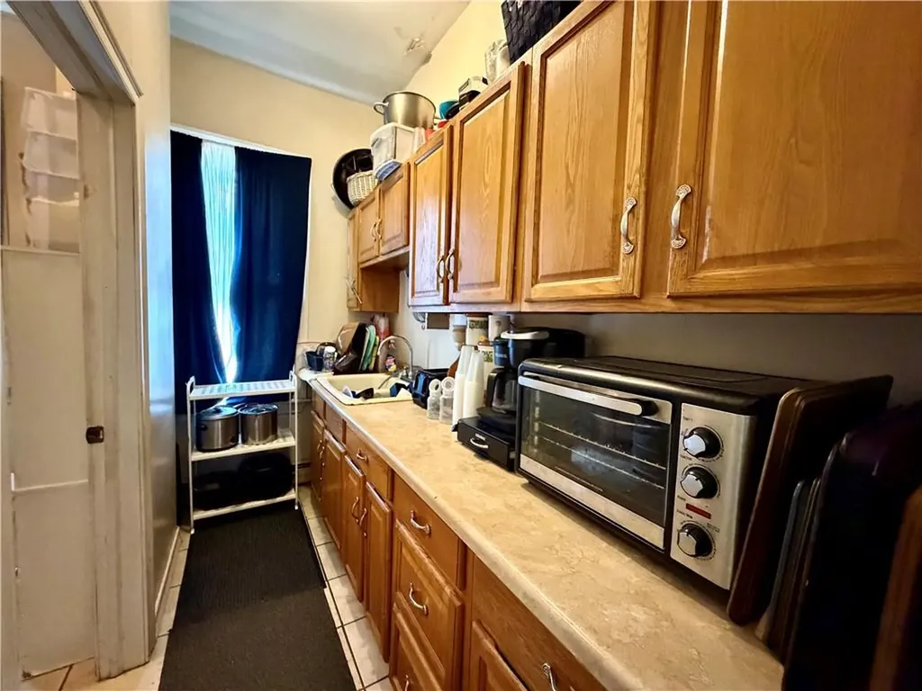 108 East Street Woonsocket RI 02895