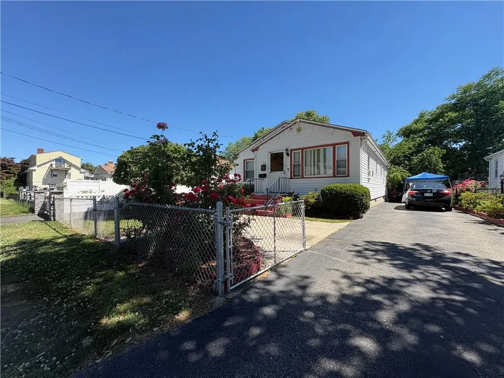 64 Dresser Street Providence RI 02909